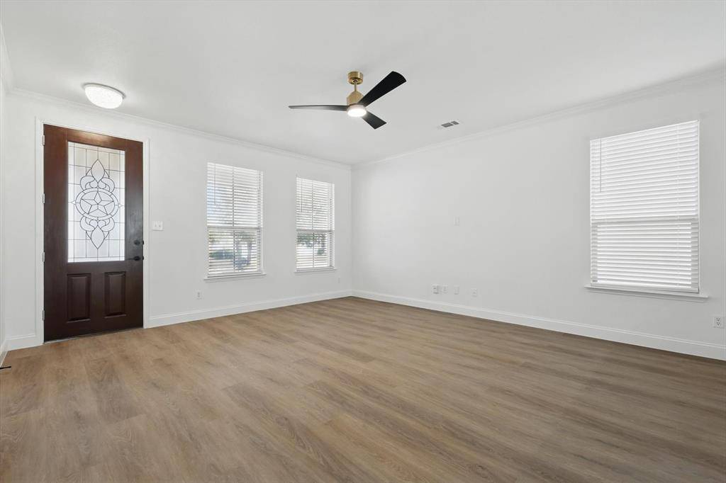 Savannah, TX 76227,924 Charleston Lane