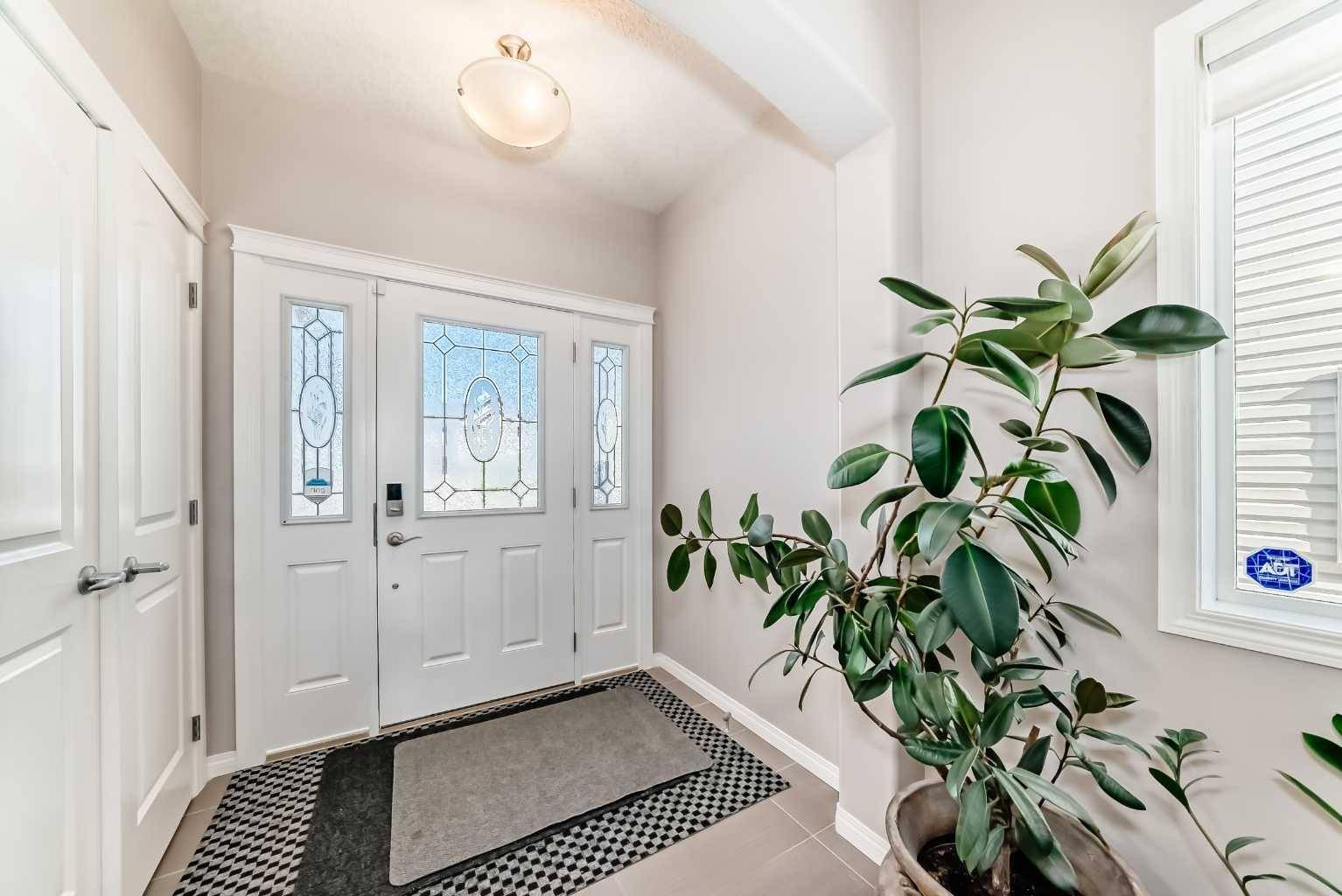 Calgary, AB T3R0J2,61 Sage bank CRES NW