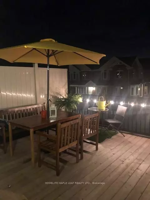 Hamilton, ON L8B 1V7,22 Spring Creek DR #4