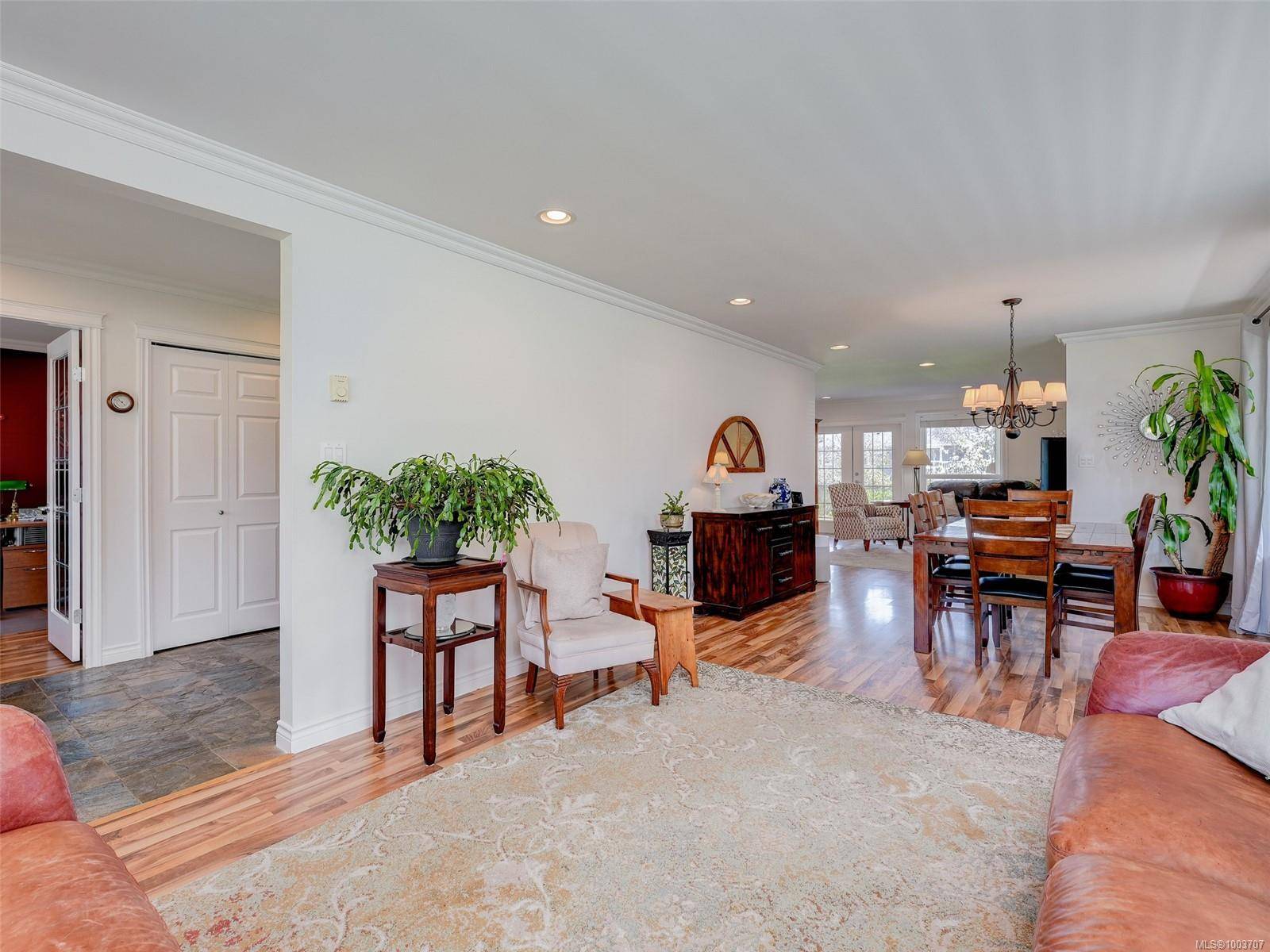 Sooke, BC V9Z 0T7,1672 Narissa Rd