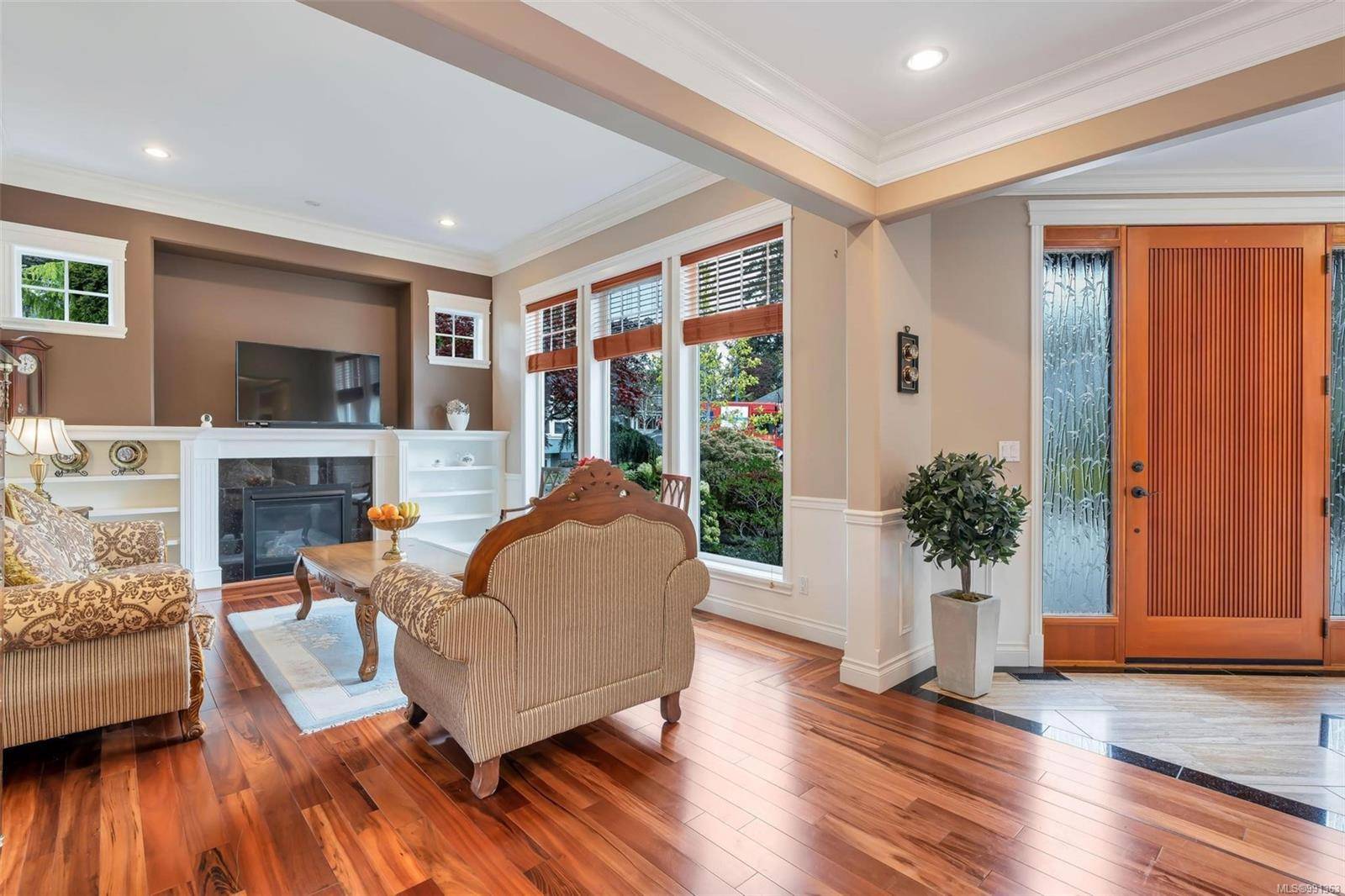 Saanich, BC V8N 3L3,1705 De Sousa Pl
