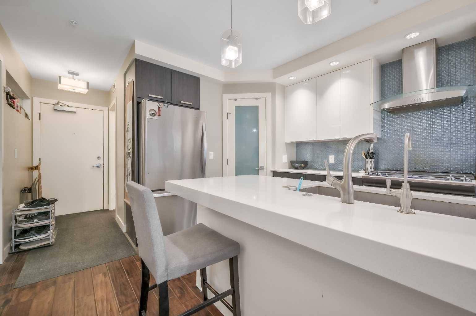 Calgary, AB T2R 0S5,1029 15 AVE SW #202