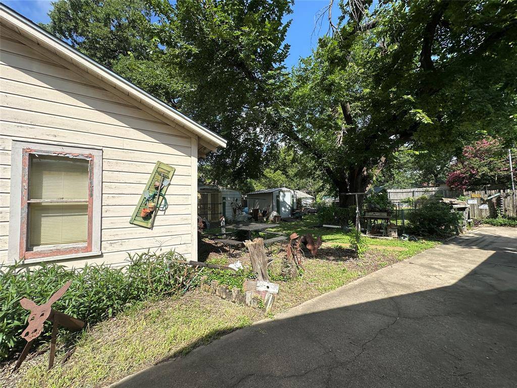 Corsicana, TX 75110,118 WOODLAND Avenue