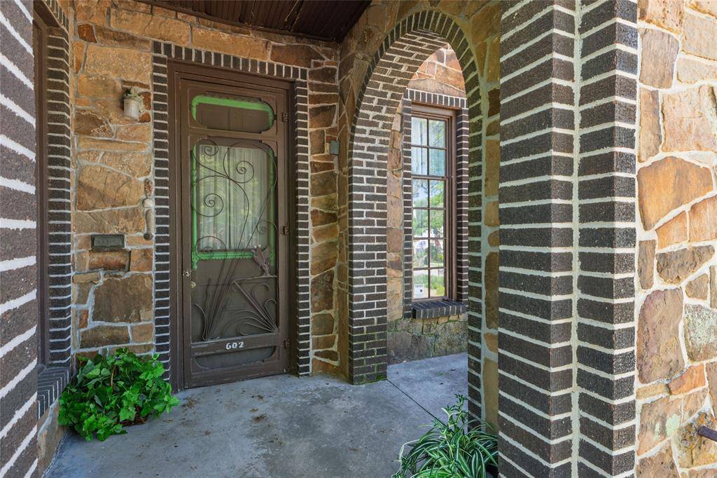 Weatherford, TX 76086,602 S Waco Street