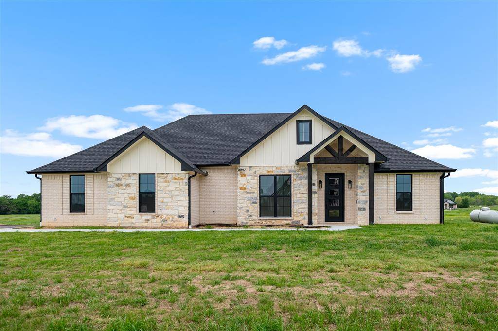 370 Private Road 5440, Point, TX 75472
