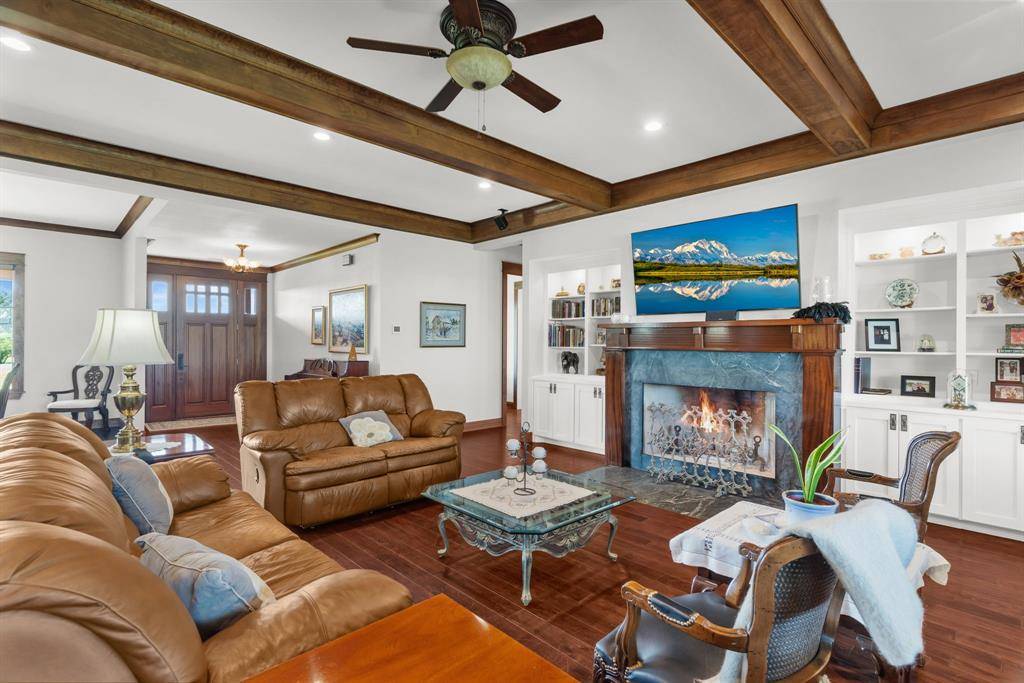 Gunter, TX 75058,1206 JC Maples Road