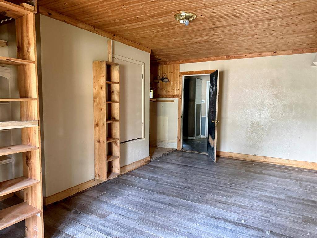 Edgewood, TX 75117,405 Erwin Street