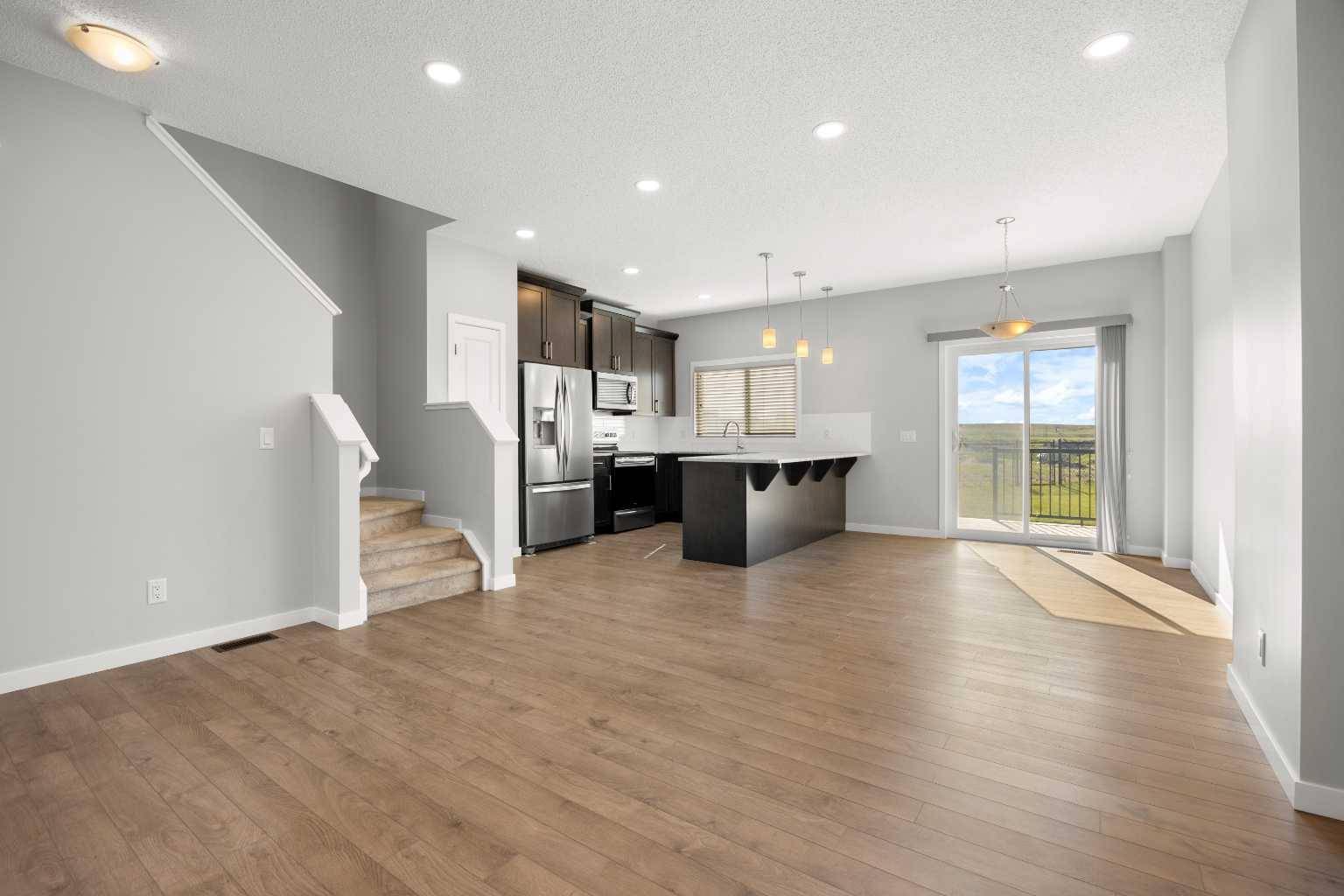 Calgary, AB T3P 1L1,170 Carringvue PARK NW