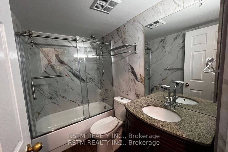 Richmond Hill, ON L4C 9V3,175 Cedar AVE #808