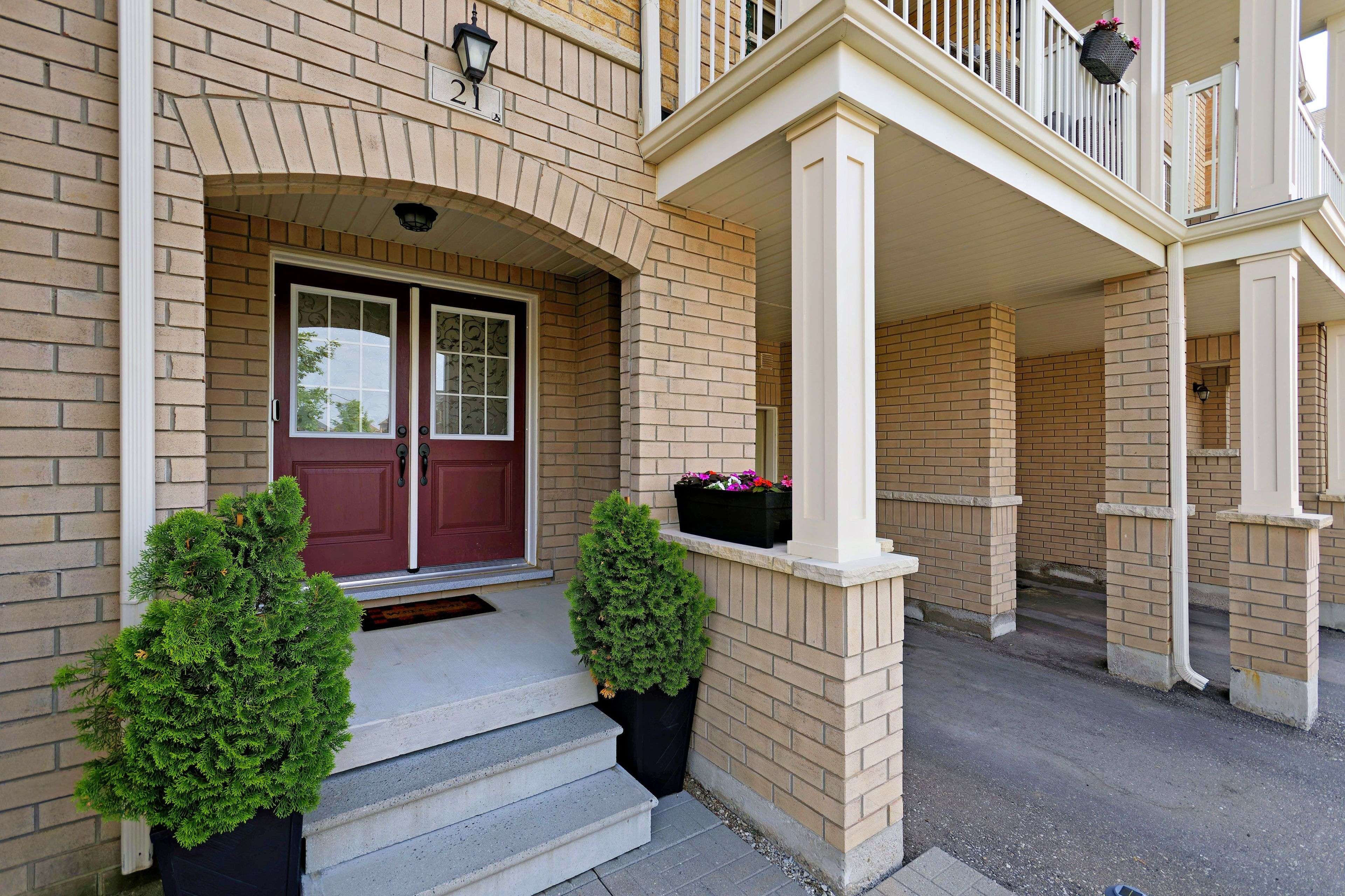 Brampton, ON L7A 5C2,21 Labrish RD