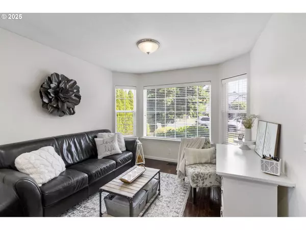 Junction City, OR 97448,1537 W 13TH AVE