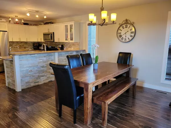 Peace River, AB T8S 1N3,10041 85 Street