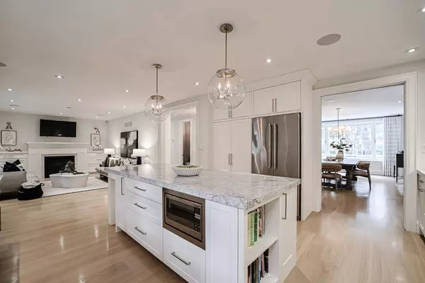 Toronto C04, ON M4N 2X7,4 Garland AVE