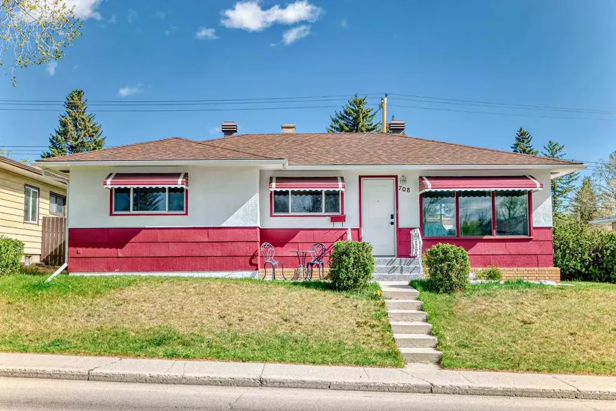 708 75 AVE SW, Calgary, AB T2V0S3