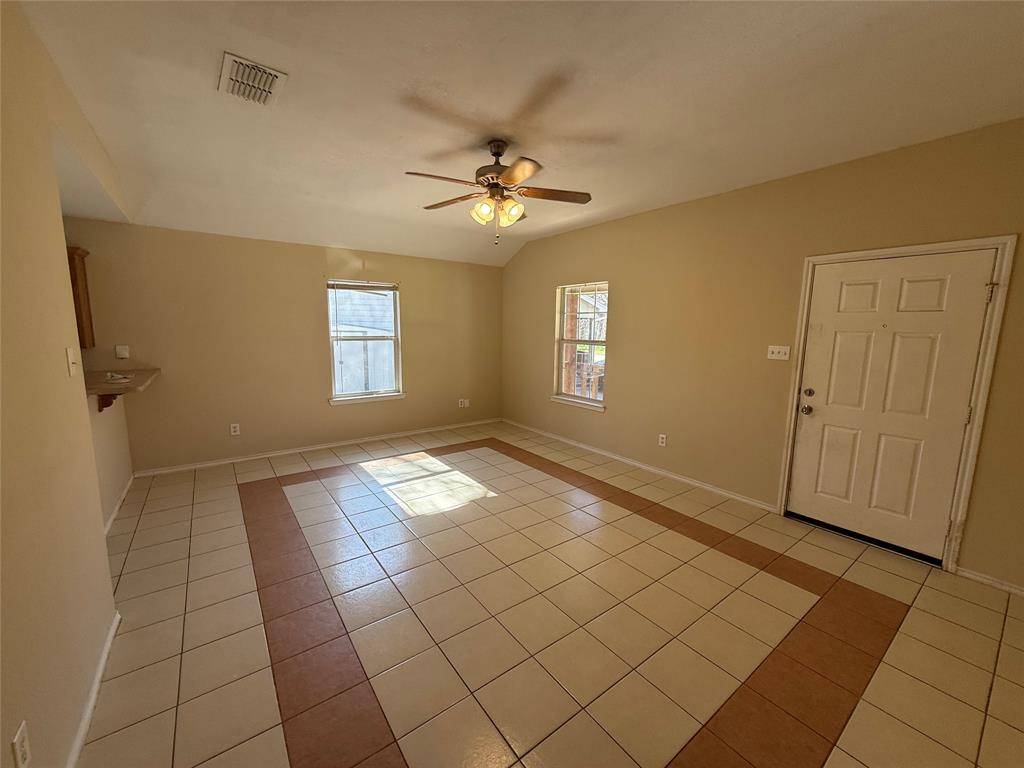 Azle, TX 76020,900 Reese Lane