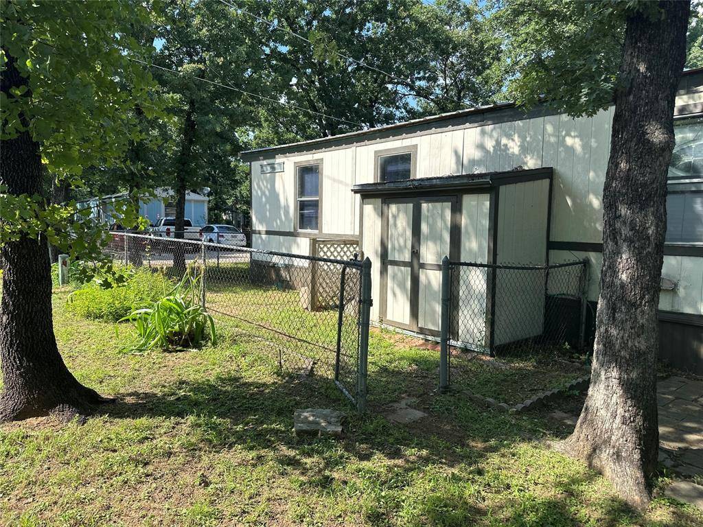 Mansfield, TX 76063,52 Thousand Oaks Mhp