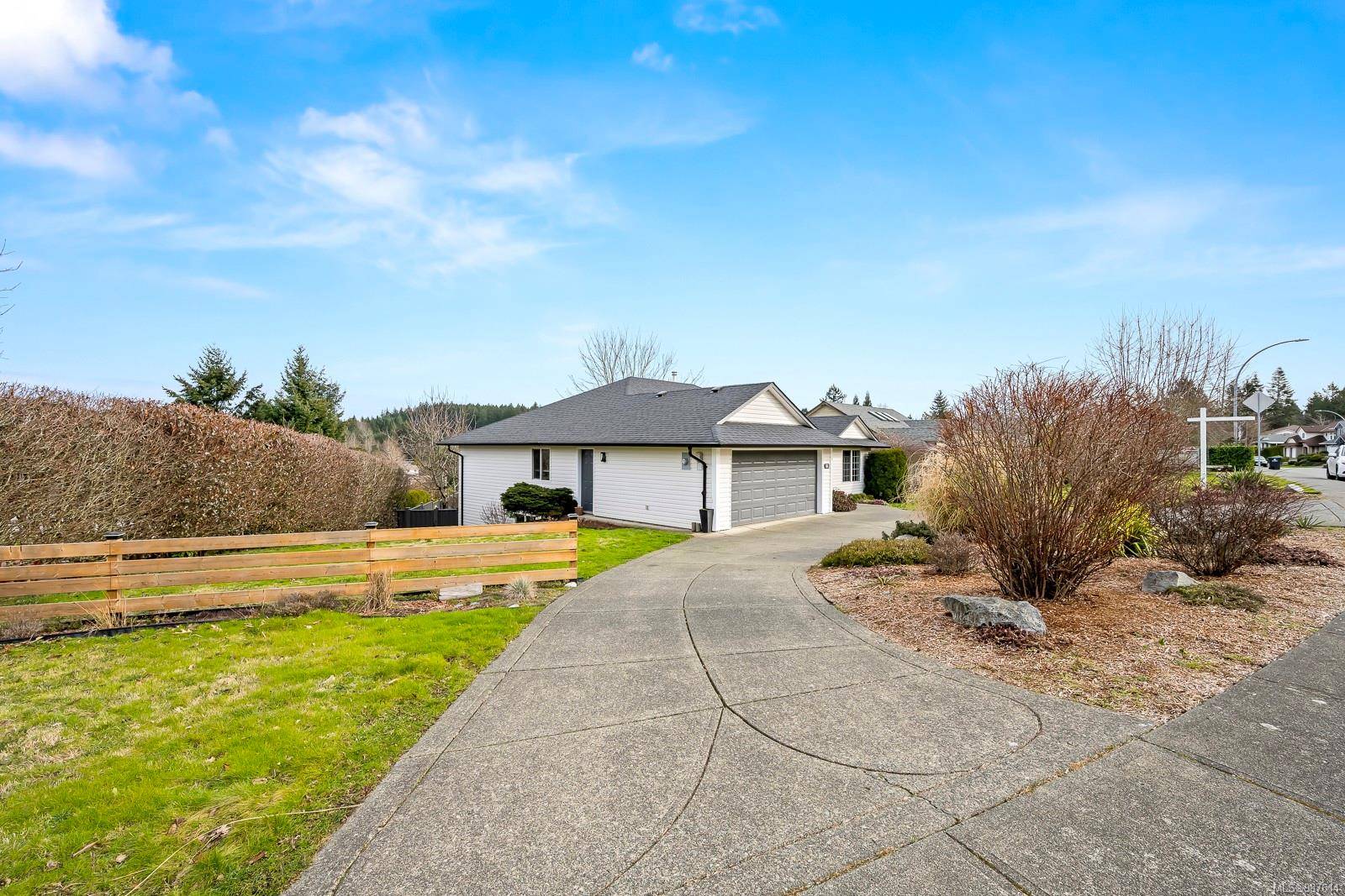 Courtenay, BC V9N 9A7,1684 Swan Cres