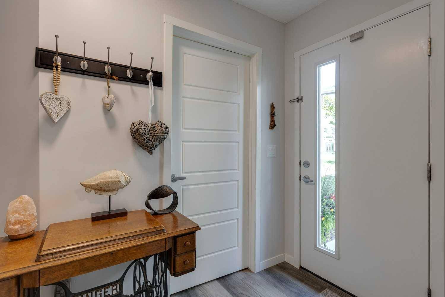 Calgary, AB T3K 2P3,214 Harvest Grove WALK NE