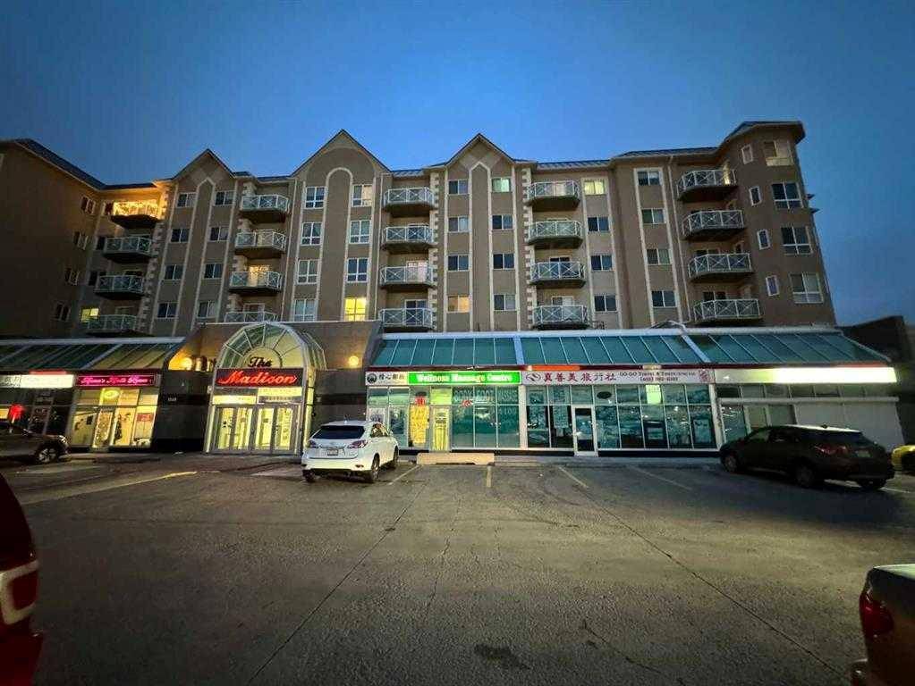 Calgary, AB T2E 2R9,1518 Centre ST Northeast #196