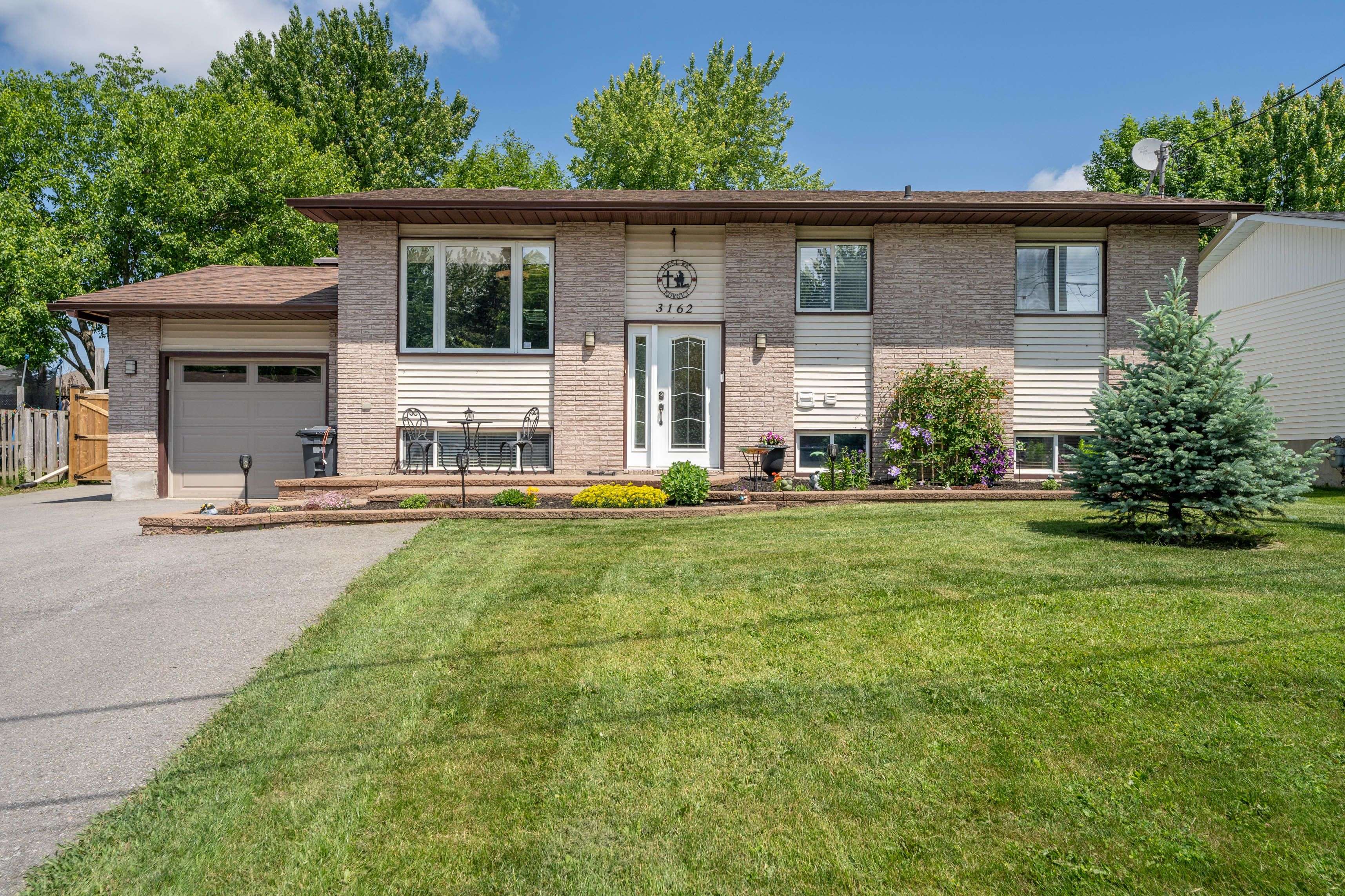 Clarence-rockland, ON K4K 1A5,3162 Lemay CIR