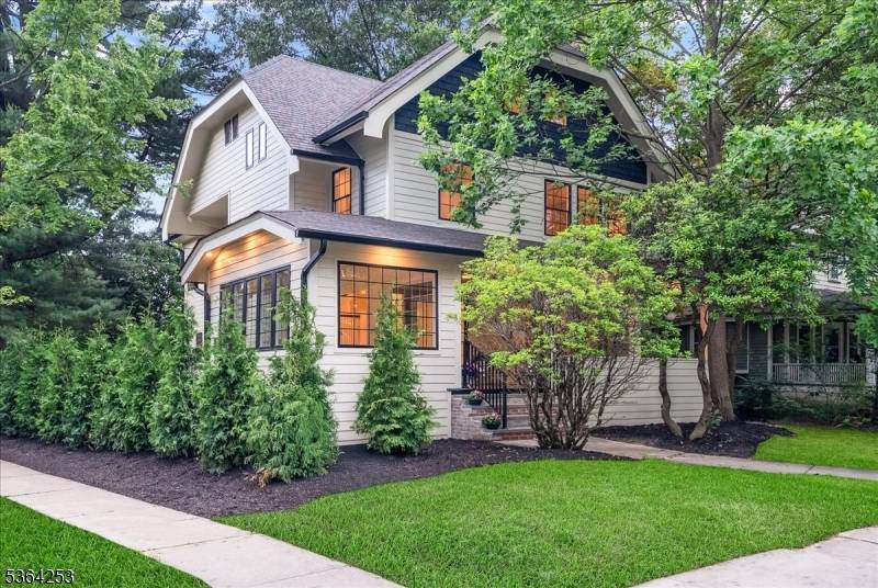 69 Christopher St, Montclair Twp., NJ 07042