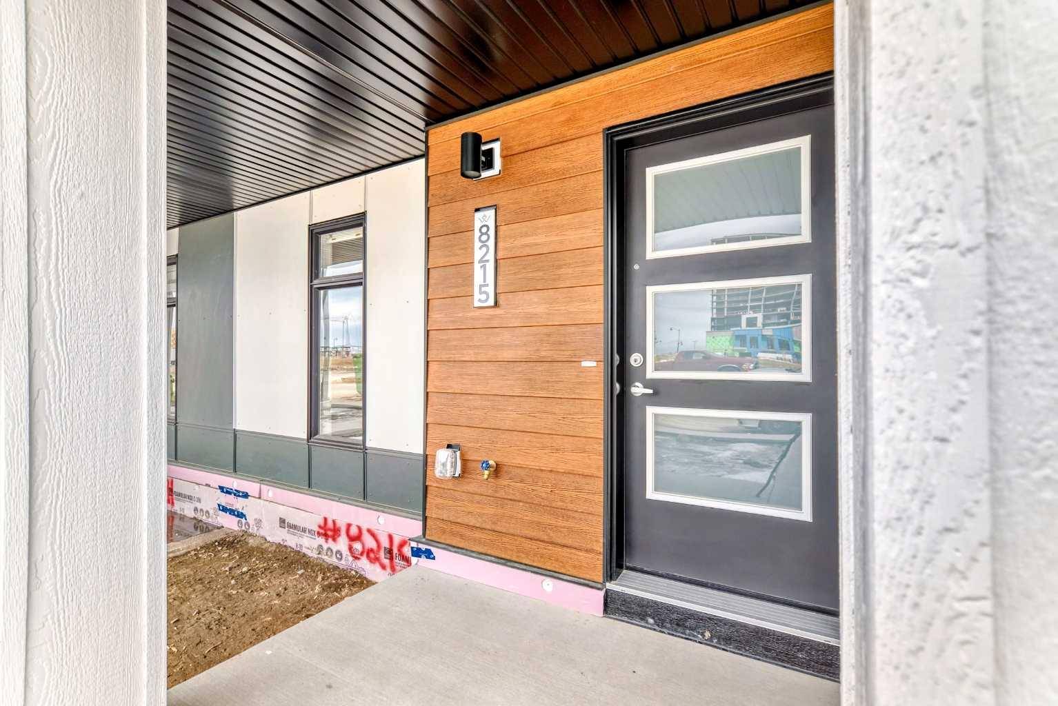 Calgary, AB T3H 6H2,8215 8 AVE Southwest