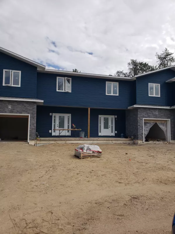 94C Frontenac CRES, Deep River, ON K0J 1P0