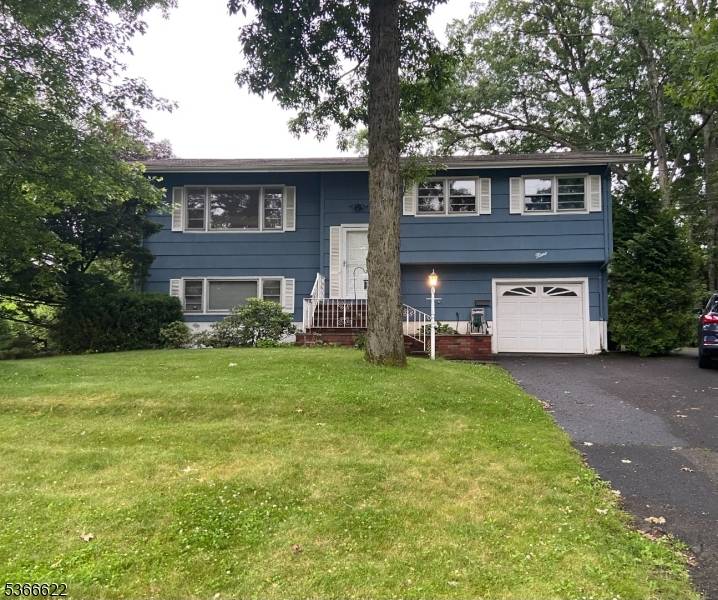 9 Kevin Ter, Fairfield Twp., NJ 07004