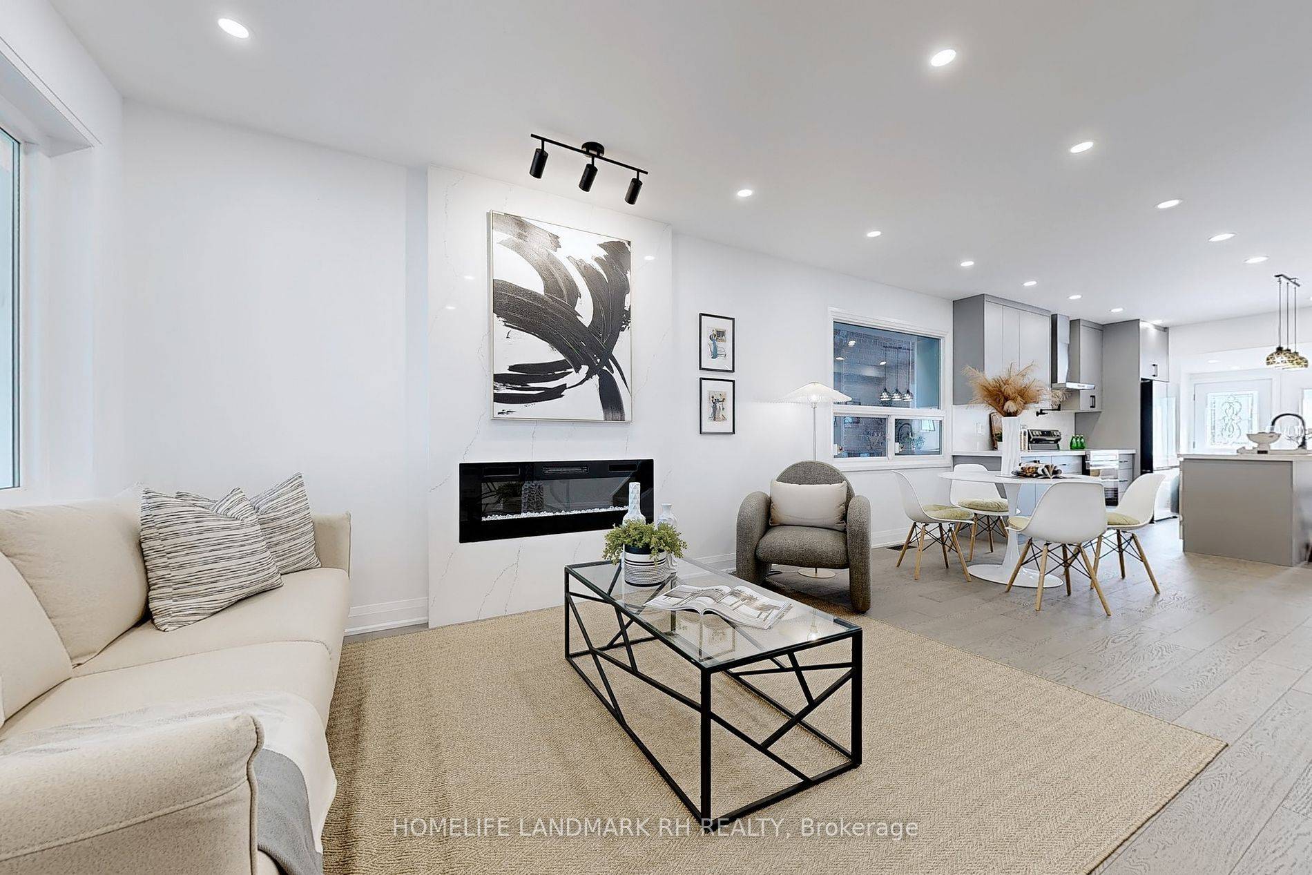Toronto E01, ON M4M 3B1,3 Marigold AVE