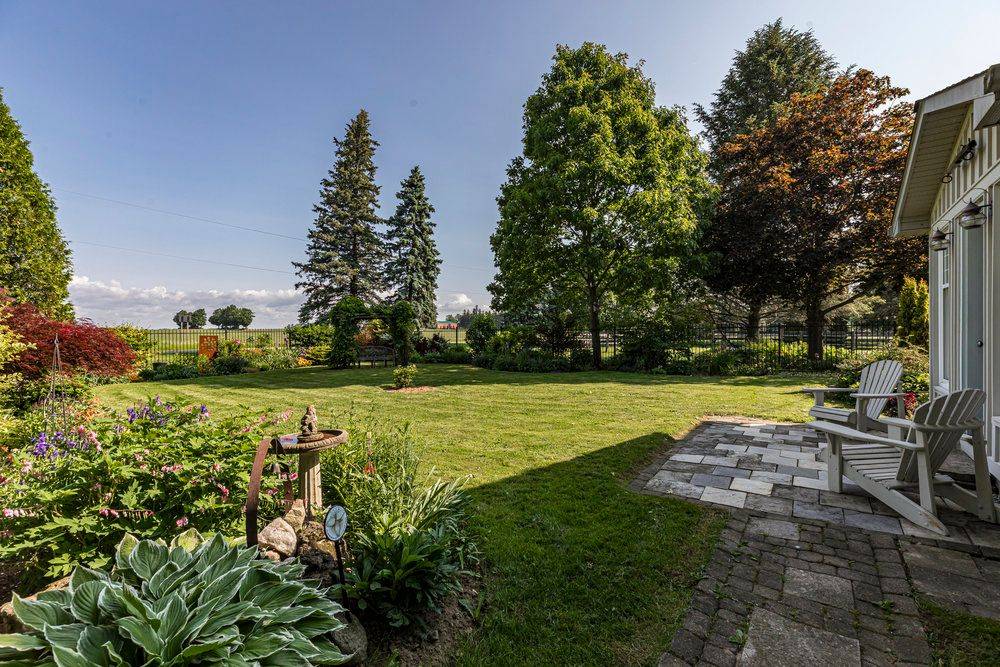 Hamilton, ON L8B 1T6,516 Concession 7 RD E