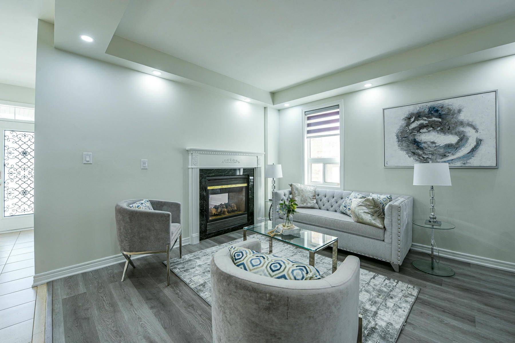 Brampton, ON L6R 2Y2,50 Northface CRES
