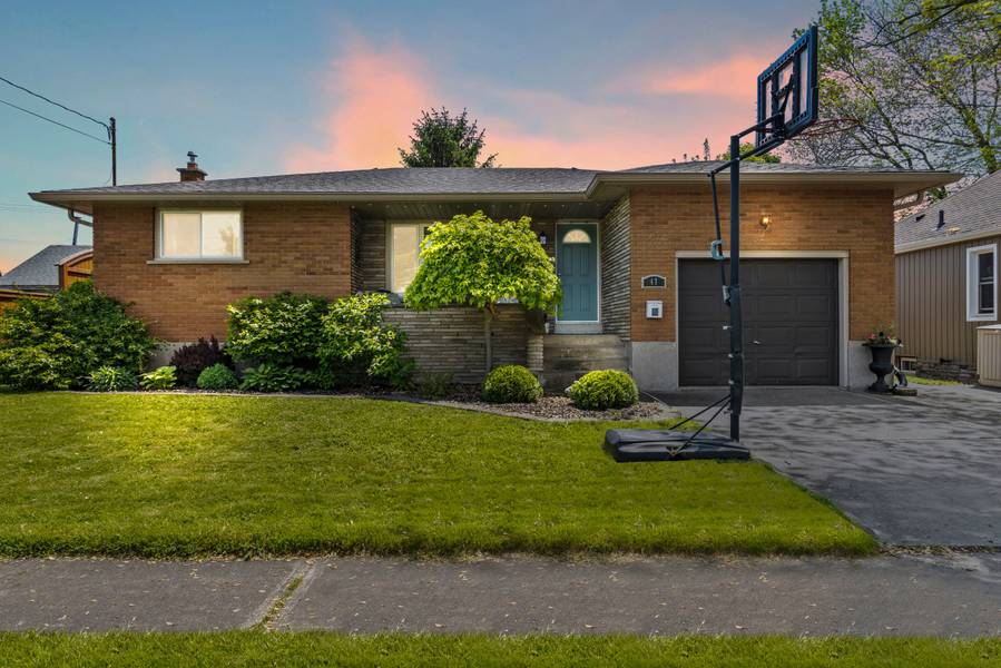 47 David ST, Welland, ON L3B 2B4