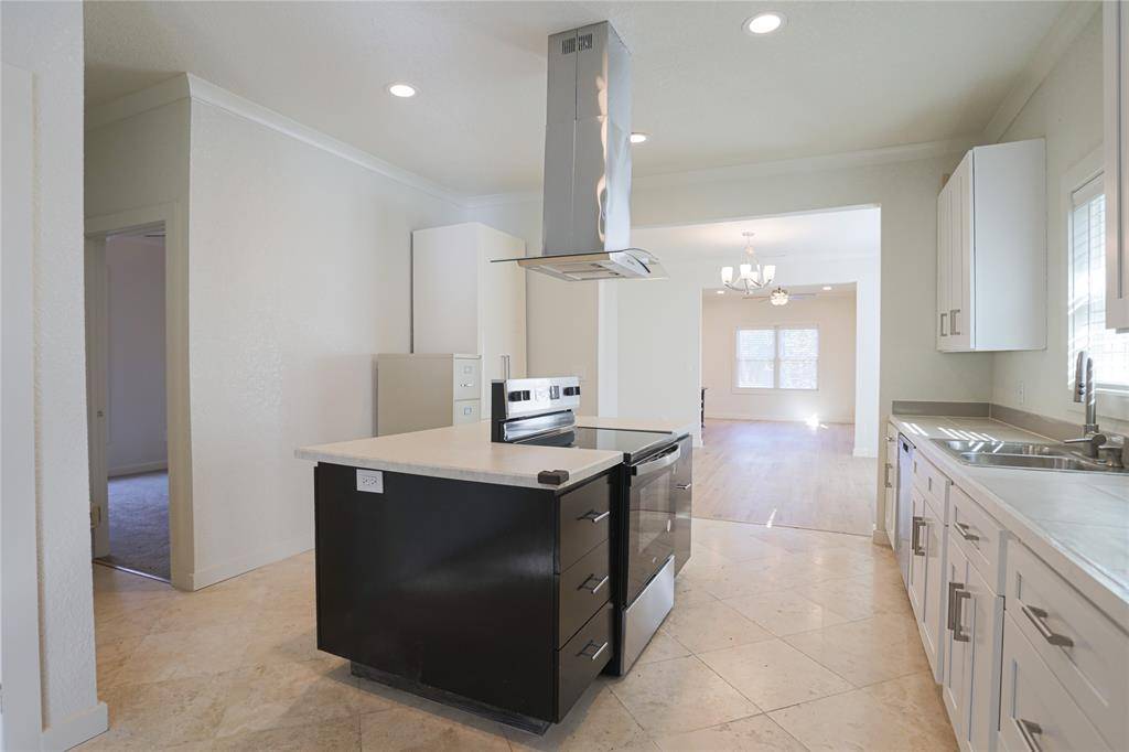 Dallas, TX 75214,5528 Junius Street