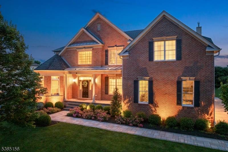 6 Cope Ct, Hillsborough Twp., NJ 08844