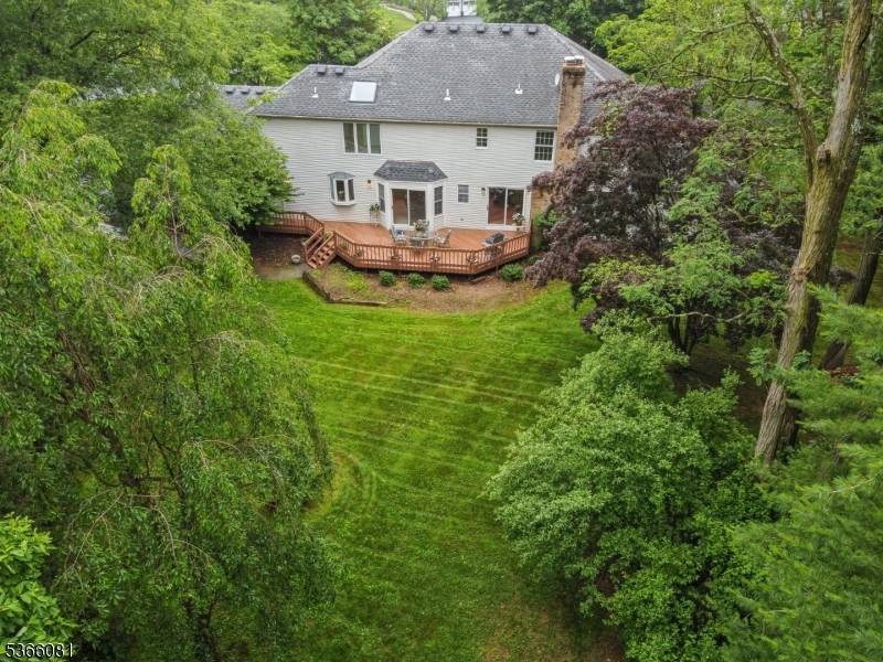 Chester Twp., NJ 07930,1 Cristina Ct