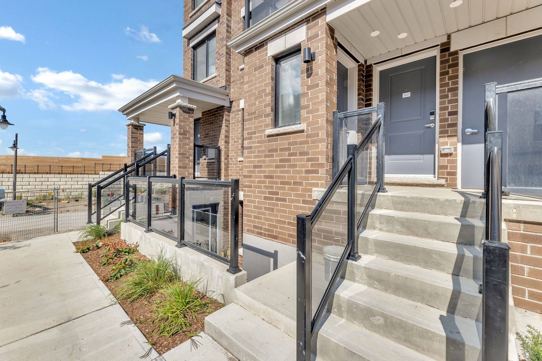 16A Lookout DR, Clarington, ON L1C 7E9