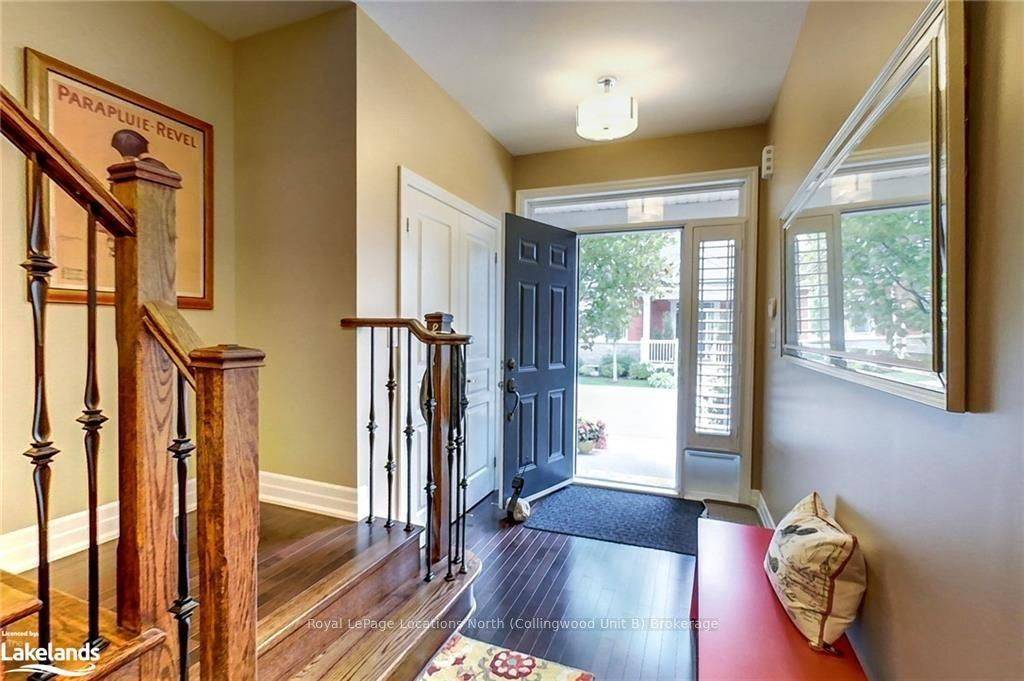 Collingwood, ON L9Y 0J6,7 Collship LN