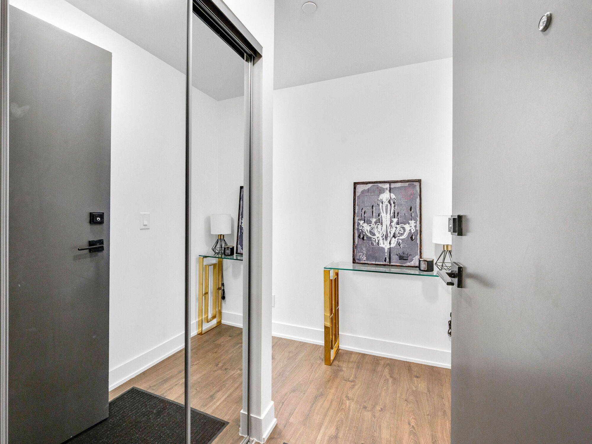 Oakville, ON L6H 3R9,2489 Taunton RD #714