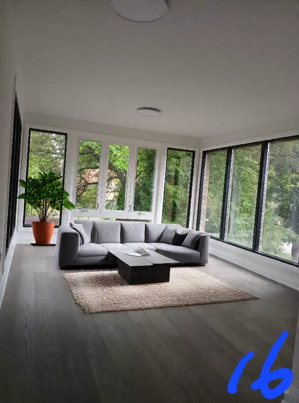 Toronto C15, ON M2M 4C8,49 Garnier CT