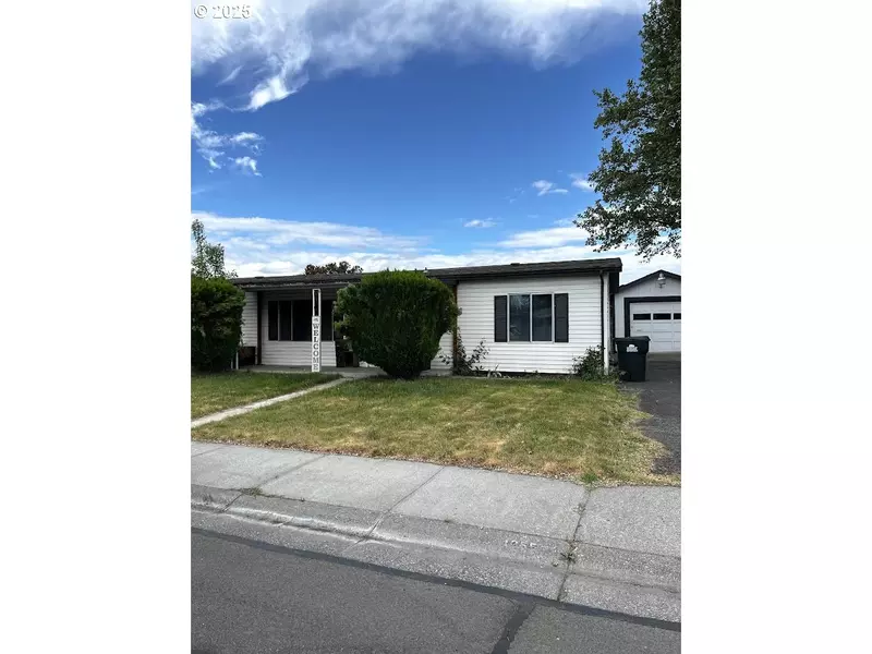 1255 SW SANDY DR, Hermiston, OR 97838