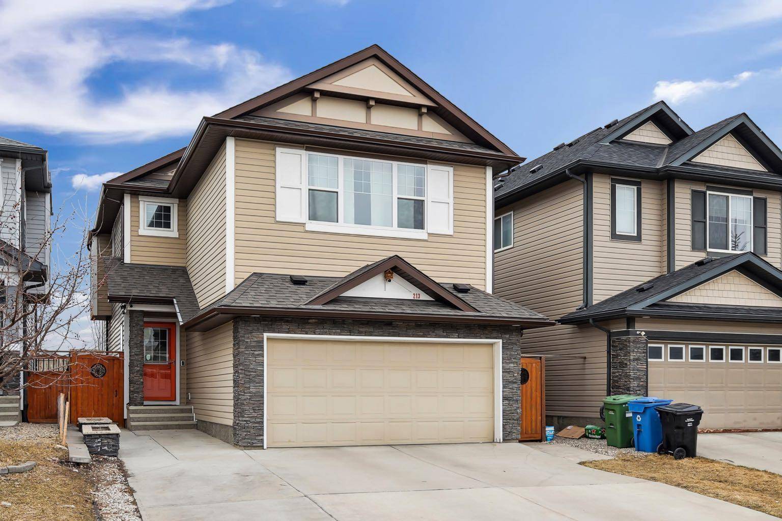 Calgary, AB T3K 0X4,213 Panton WAY NW