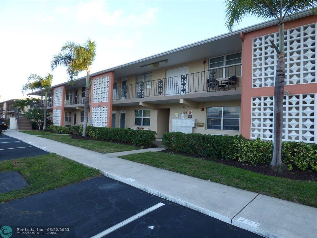 2106 NE 56th Ct  #204, Fort Lauderdale, FL 33308