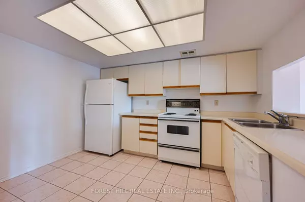 Vaughan, ON L4J 7K8,7440 Bathurst ST #308