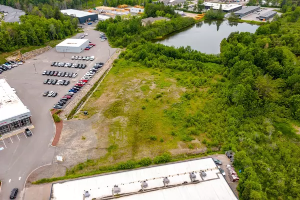 Huntsville, ON P1H 2P9,114 NORTH KINTON AVE