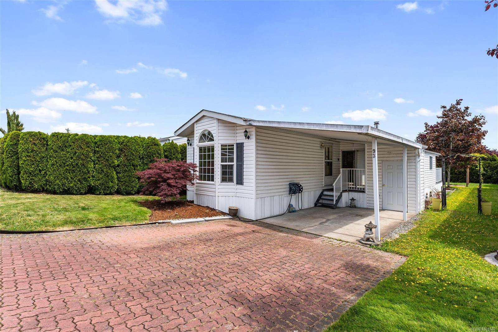 Central Saanich, BC V8M 2B6,7583 Central Saanich Rd #93
