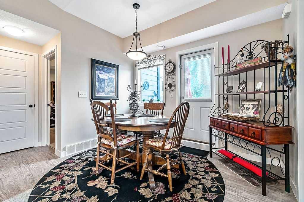 Airdrie, AB T4B 4C6,2461 Baysprings Link SW #1323