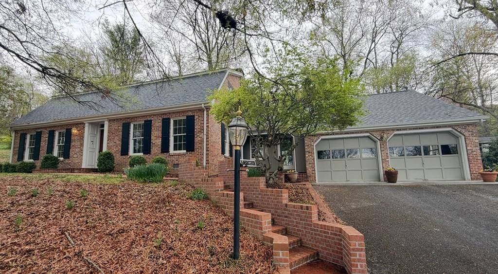 131 NE Hillside Drive, Abingdon, VA 24210