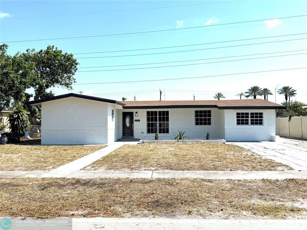 Plantation, FL 33317,5070 SW 11th St