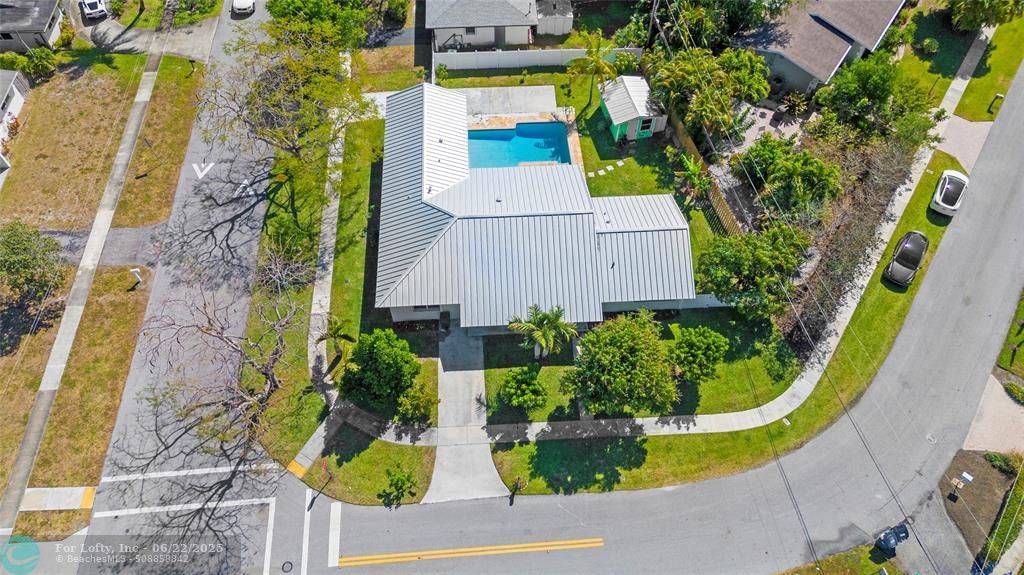 698 NW 12th Rd, Boca Raton, FL 33486