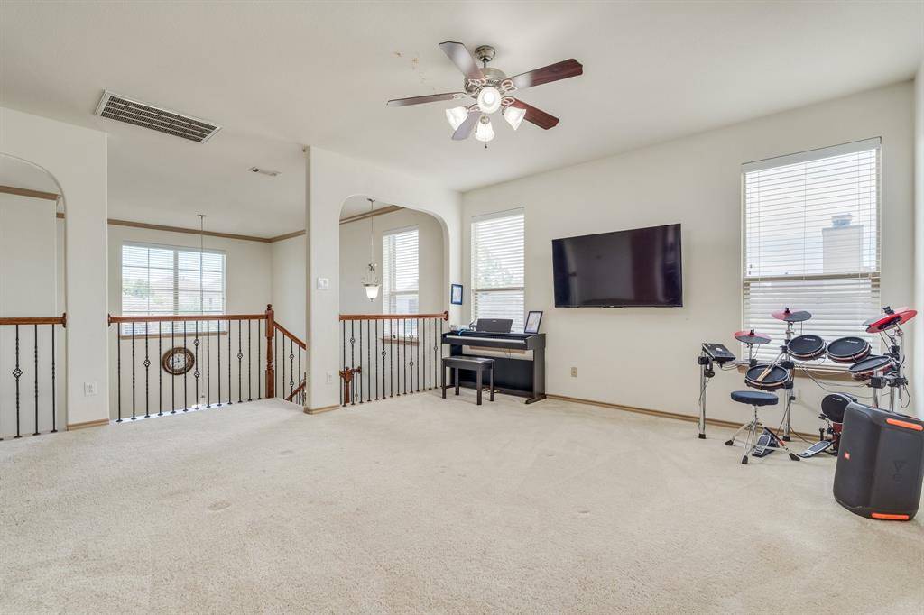 Irving, TX 75060,1651 Secretariat Lane